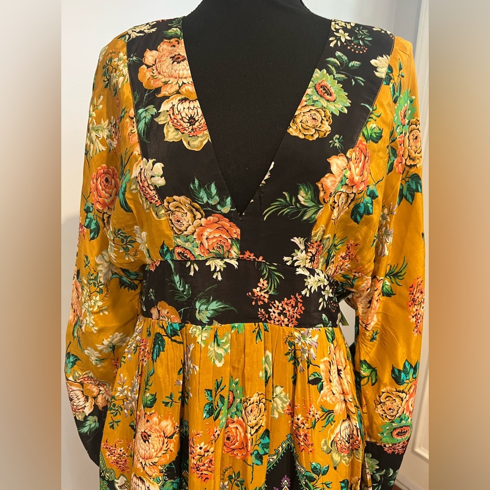 Anthropologie Printed V-Neck Maxi Dress - Picture 8 of 16